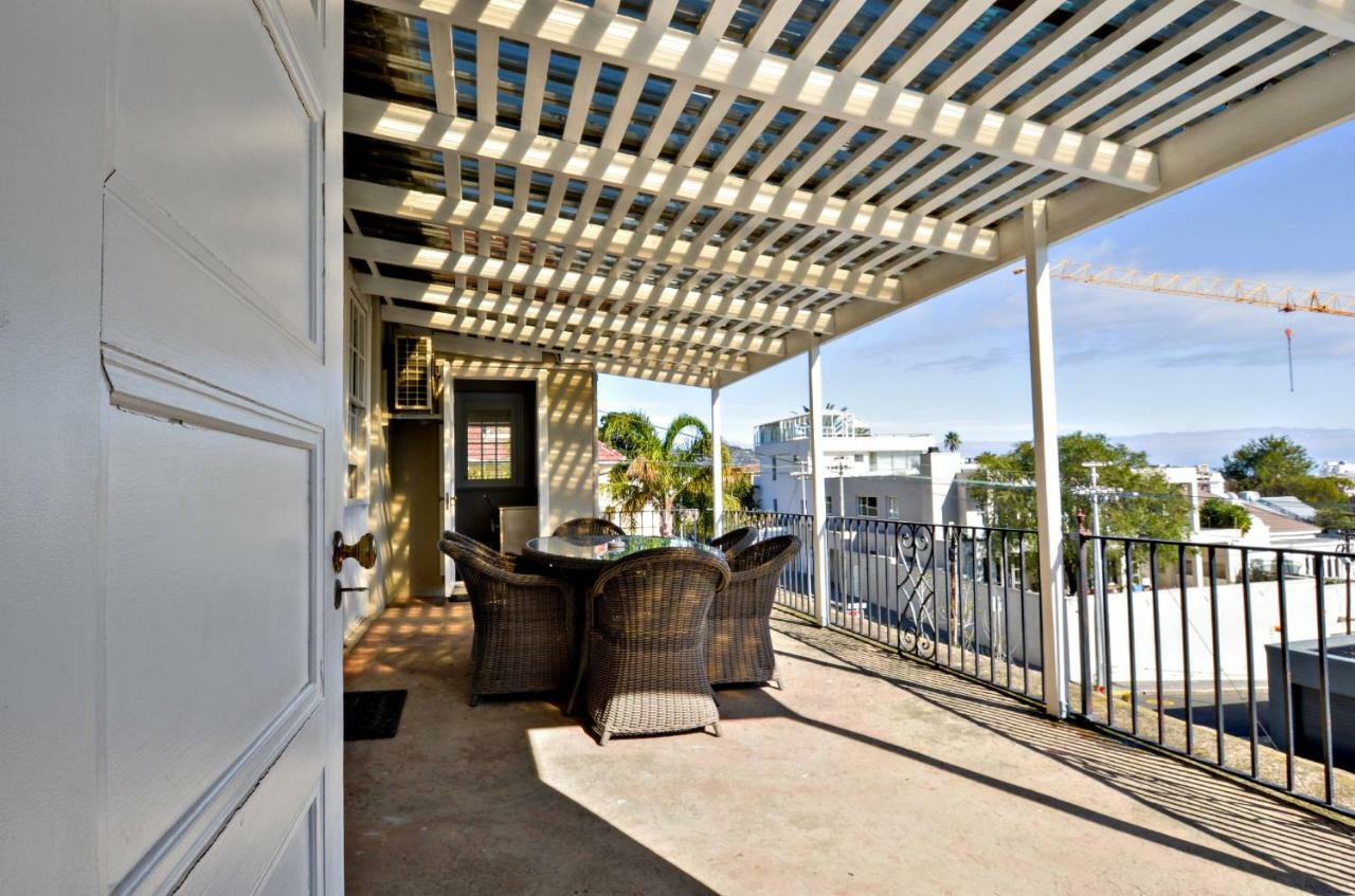 Rhonda'S Manor Boutique Guesthouse Cape Town Exterior photo