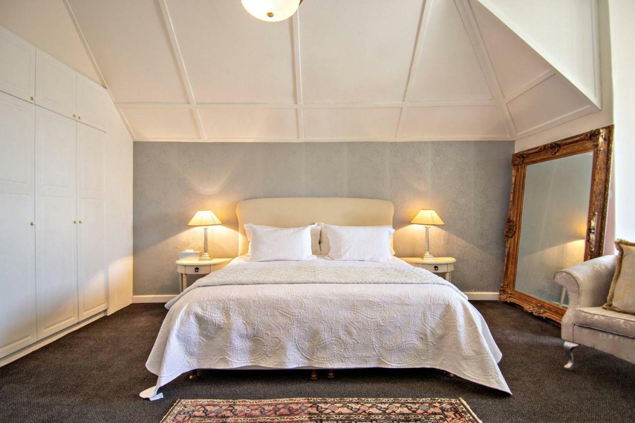 Rhonda'S Manor Boutique Guesthouse Cape Town Exterior photo